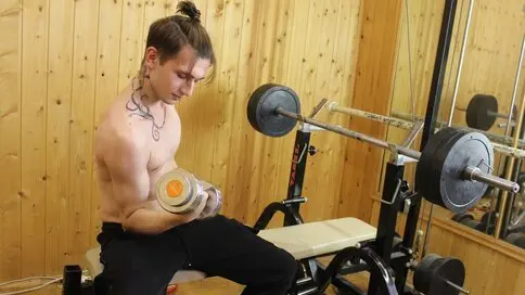 Record Nude LeoGrass