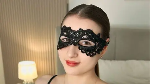 Record Nude LeslyGilbert